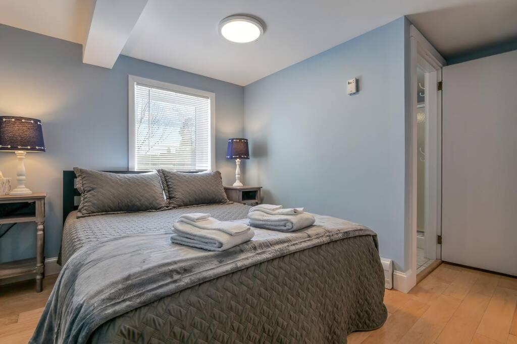 2Br Apt W/ 3 Min Walk To Downtown Swh - Low Tide Southwest Harbor Luaran gambar
